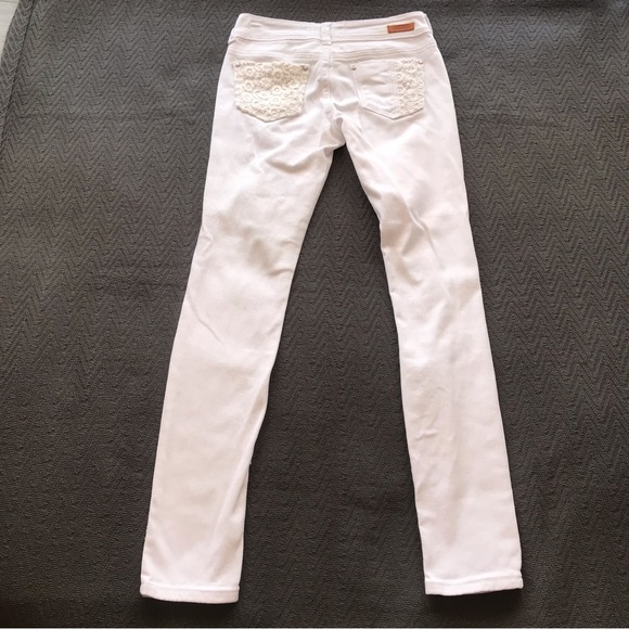 Almost Famous Premium Denim White Jeans Distressed Ripped Lace Details Skinny - Picture 10 of 10